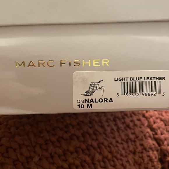 Marc Fisher Heels - Picture 4 of 5